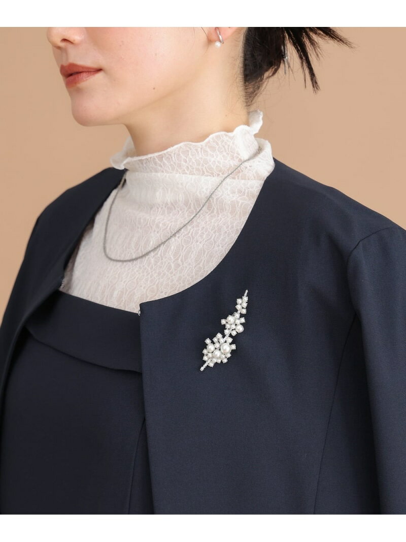 パールモチーフブローチ Bou Jeloud バブ / ブージュルード アクセサリー・腕時計 ブローチ・コサージュ・バッジ ゴールド[Rakuten Fashion]