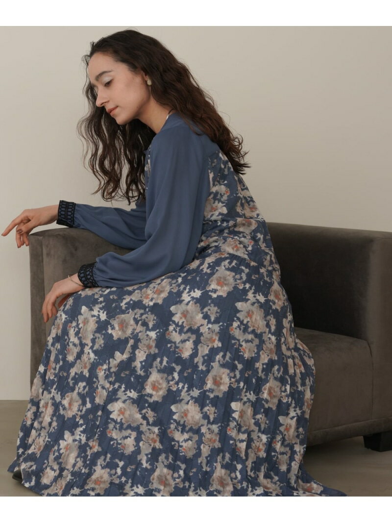 【SALE／30%OFF】ジャガードプリーツワンピース Bou Jeloud バブ / ブージュルード ワンピース・ドレス..