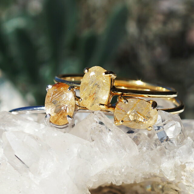 ルチルクォーツ6mmのオーバルファセット爪留めリング・縦横可 ～星の降る日オパール リング 天然石 ジュエリー モード アクセサリー ホワイトデー 母の日 シンプル ハンドメイド プレゼント ギフト お出かけ