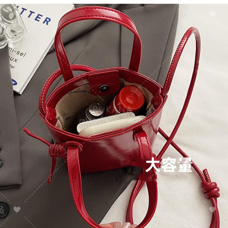 お出かけ 財布 薄型ショルダーバッグ 肩掛け カバン ミニ 軽量 小さめ オシャレ スマホショルダー ミニバッグ シンプル レデ liproshop01-10004688 リプロ商店 サンプル画像2