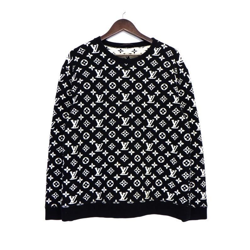 商品情報 サイズ表記 XL 状態ランク 7/10 状態ランク表 採寸 肩幅：53cm 身幅：56cm 袖丈：60cm 着丈：66cm ※平置で計測。多少の誤差はご容赦ください。 状態コメント 全体ホワイト部分変色有り。その他目立った傷、汚れ...