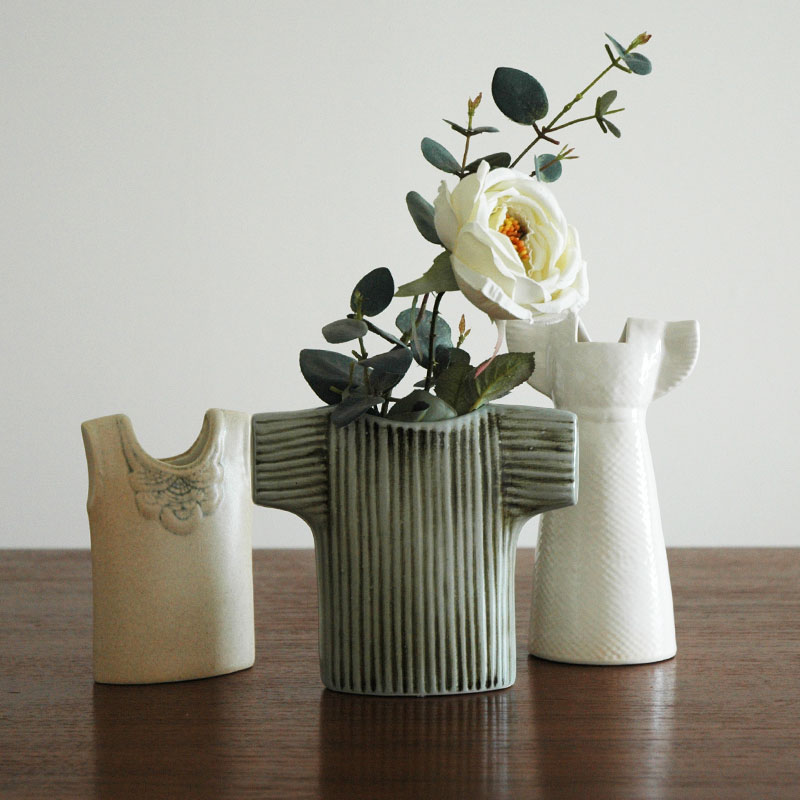 Lisa Larsonリサラーソン Wardrobe Vases Sweater(ワードローブ・セーター）フラワーベース 北欧オブジェ 置物 花瓶【HLS_DU】【RCP】
