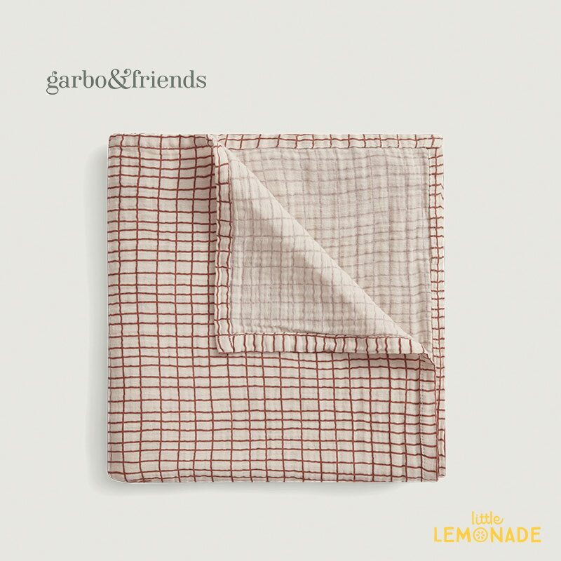 ブランド garbo&friends 商品名 【garbo&friends】ブランケット／赤さび色 チェック柄 Checks Rust Muslin Swaddle Blanket 用途 出産祝い,お祝い,ギフト,プレゼント,赤ちゃん、ベビー,アウトドア,オシャレ,コットン 素材/サイズ サイズ:110x110cm 素材：モスリンコットン100％ 商品説明 北欧らしい独特の色合いやかわいらしいイラストデザインが特徴のgarbo&friends 日本にはないデザインや品揃えでプレゼントにもおすすめです。 やさしくて上質なモスリンコットン素材 ※モスリンコットンとは、柔らかくて軽く、通気性が高いので適度な温度を保つことができます。 何度も洗っても耐久性に強い使えば使うほど肌になじむ素材です。 ベビーカーやお昼寝中に大活躍！アウトドアにも最適 シンプルスタイリッシュな赤さび色の細チェック柄。 とっても上質で、使うたびに嬉しくなります これから生まれてくるお子様へのご準備やギフトに☆ 落ち着いたカラーリングなので、 こどもっぽくなりすぎず、リビングなどにもマッチするデザイン。 ベビーだけではなく、大人も使いたくなるデザインブランケットです。 メール便不可 宅急便でお届け こんなキーワードで検索されています 誕生日 誕生日会 誕生会 お誕生日会 お誕生会バースデー バースデー会 バースデーパーティ ハッピーバースデー おたんじょうび会 記念日 周年 アニバーサリー 婚約 結婚祝い 出産祝い 入園祝い 卒園祝い 入園 卒園 入学祝い 卒業祝い 入学 卒業 お祝い 記念日 anniversary ホームパーティー パーティー party homeparty お楽しみ会 結婚記念日 セントパトリックデー Patrickday ベビーシャワー ベイビーシャワー babyshower ハーフバースデー halfbirthday ファーストバースデー firstbirthday 成人式 卒業 入学 七五三 お泊り会 おとまり会 推し活 お正月 正月 バレンタイン Valentine バレンタインデー Valentineday ひなまつり 雛祭り ひな祭り 節句 イースター ハロウィーン HELLOWEEN サンクスギビング thanksgivingday thanksgiving クリスマス Christmas Xmas 海外子供服 海外輸入ベビー服 赤ちゃん 赤ちゃん服 海外こども服 ベビー服 ベビー べびー 幼児 新生児 ベビーキッズ 子供服 子ども服 こども服 こどもふく キッズ服 服 ふく キッズ 子供 子ども こども スクール ジュニア 洋服 女の子 女児 ガールズ 女子 女の子服 男の子 男児 ボーイズ 男子 幼稚園児 幼稚園 保育園児 保育園 小学生 小学校 映え インスタ映え フォトジェニック 撮影会 フォトパーティー かわいい おしゃれ オシャレ お洒落 かわいい 可愛い カワイイ お出かけ カジュアル プチプラ ぷちぷら ゆったり お揃い 友達 友だち 無地 ストレッチ かっこいい カッコいい カッコイイ カジュアル ファッション キッズファッション 重ね着 個性派 水遊び 春 春用 春物 春服 夏 夏用 夏物 夏服 SS 秋 秋用 秋物 秋服 冬 冬用 冬物 冬服 AW 出産祝い 通園 通学 入園 入学 入園入学 新入学 入学準備 入園準備 入園セット 入学セット 普段使い お出かけ 遠足 旅行 帰省 プレゼント 誕生日 たんじょうび 誕生日プレゼント 入学プレゼント school ダンス ダンス衣装 輸入アパレル コレクション ギフト インテリア 誕生日 誕生日会 誕生会 お誕生日会 お誕生会バースデー バースデー会 バースデーパーティ ハッピーバースデー おたんじょうび会 記念日 周年 アニバーサリー 婚約 結婚祝い 出産祝い 入園祝い 卒園祝い 入園 卒園 入学祝い 卒業祝い 入学 卒業 お祝い 記念日anniversary ホームパーティー パーティー party homeparty お楽しみ会 結婚記念日 セントパトリックデー Patrickdayベビーシャワー ベイビーシャワー babyshower ハーフバースデー halfbirthday ファーストバースデー firstbirthday 卒業 入学 七五三 お泊り会 おとまり会 推し活 お正月 正月 バレンタイン Valentine バレンタインデー Valentineday ひなまつり 雛祭り ひな祭り 節句 イースター ハロウィーン HELLOWEEN サンクスギビング thanksgivingday thanksgiving クリスマス Christmas Xmas お宮参り おみや参り セレモニードレス セレモニースーツ セレモニーフォト セレモニー服 長袖 スウェット トレーナー トップス ニット セーター ボーダー ワンポイント Tシャツ 半袖 カットソー レギンス スパッツ ボトムス ロングスリーブ 長袖Tシャツ 半袖Tシャツ 襟付き ショートパンツ ハーフパンツ 半ズボン ズボン ショーツ ワンピース 半袖ワンピース ノースリーブ スリープスーツ カバーオール サロペット ロンパース おむつカバー カーディガン ドレス アウター ジャケット ブラウス フリル スカート ミニスカート パーカー キャミソール 肌着 リブタイツ ジャンパー ジャンバー フーディー フリルスカート セットアップ ルームウェア パジャマ リュック バッグ かばん カバン ボストンバッグ スポーツバッグ ボストン 大きめバッグ ママバッグ マザーズバッグ 靴下 ソックス 水着 スイムウェア スイムパンツ キャップ 帽子 ベースボールキャップ バッグチャーム ぬいぐるみ ファーストトイ キーホルダー バッグチャーム 80cm 90cm 100cm 110cm 120cm 130cm 140cm 150cm 160cm 80 90 100 110 120 130 140 150 160 0 1 2 3 4 5 6 7 8 9 10 11 12 0歳 1歳 2歳 3歳 4歳 5歳 6歳 7歳 8歳 9歳 10歳 11歳 12歳 0才 1才 2才 3才 4才 5才 6才 7才 8才 9才 10才 11才 12才 0th 1th 2th 3th 4th 5th 6th 7th 8th 9th 10th 11th 12thブランケット／赤さび色 チェック柄 Checks Rust Muslin Swaddle Blanket 2013年に立ち上げられた、スウェーデンのインテリアブランド、 子どもの成長を見届けてくれるような優しい雰囲気のインテリアプロダクツ やさしくて上質なモスリンコットン素材 ※モスリンコットンとは、柔らかくて軽く、通気性が高いので適度な温度を保つことができます。 何度も洗っても耐久性に強い使えば使うほど肌になじむ素材です。 ベビーカーやお昼寝中に大活躍！アウトドアにも。 シンプルスタイリッシュな赤さび色の細チェック柄。 とっても上質で、使うたびに嬉しくなります。 これから生まれてくるお子様へのご準備やギフトに最適。 落ち着いたカラーリングなので、 こどもっぽくなりすぎず、リビングなどにもマッチするデザイン。 ベビーだけではなく、大人も使いたくなるデザインブランケットです。 ■◇■Little Lemonade有料ラッピングオプション■◇■ garbo&friends 2013年に立ち上げられた、スウェーデンのインテリアブランド、 ベビー、キッズのいるご家族に向けたプロダクツたちは、 独特の色合いと自然をモチーフにしたデザインが魅力で上質な素材にもこだわりがあります。 子どもの成長を見届けてくれるような優しい雰囲気のインテリアプロダクツです。