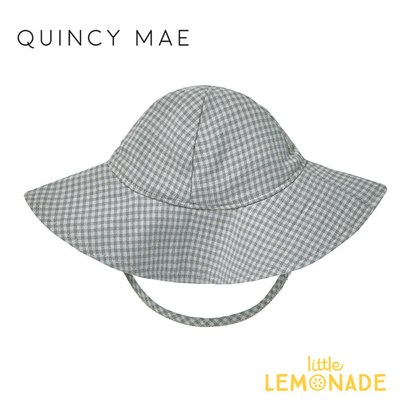 ブランド Quincy Mae 商品名 WOVEN SUN HAT | BLUE GINGHAM 【6-12か月/12-24か月】QMA493BLAR 用途 サンハット,日よけ帽子,日差し除け,赤ちゃん,おしゃれ,ベビー,オーガニックコットン 素材・内容 素材 : 綿100％ （オーガニックコットン） 商品説明 アメリカの人気ベビーアパレル Quincy Mae から 2024年春夏コレクションで届いた一枚。 ベビーの肌に優しい、柔らかい素材と、 着まわしやすいデザインが人気のブランドです。 夏にピッタリな爽やかなブルーのギンガムチェックサンハット。 自分で結ぶストラップ付きで、小さなお子様をスタイリッシュに日差しから守ります。 つばが大きく、日焼け防止効果も抜群です。 かわいいサンハットで夏の思い出を更に楽しく。 返品・交換について 本商品は商品到着後の返品・サイズ交換は承っておりません。 予めご了承ください。 メール便 1個まで発送可（折り畳んだ状態で発送） こんなキーワードで検索されています 海外子供服 海外輸入ベビー服 赤ちゃん 赤ちゃん服 海外こども服 ベビー服 ベビー べびー 幼児 新生児 ベビーキッズ 子供服 子ども服 こども服 こどもふく キッズ服 服 ふく キッズ 子供 子ども こども スクール ジュニア 洋服 女の子 女児 ガールズ 女子 女の子服 男の子 男児 ボーイズ 男子 幼稚園児 幼稚園 保育園児 保育園 小学生 小学校 映え インスタ映え フォトジェニック 撮影会 フォトパーティー かわいい おしゃれ オシャレ お洒落 かわいい 可愛い カワイイ お出かけ カジュアル プチプラ ぷちぷら ゆったり お揃い 友達 友だち 無地 ストレッチ かっこいい カッコいい カッコイイ カジュアル ファッション キッズファッション 重ね着 個性派 水遊び 春 春用 春物 春服 夏 夏用 夏物 夏服 SS 秋 秋用 秋物 秋服 冬 冬用 冬物 冬服 AW 出産祝い 通園 通学 入園 入学 入園入学 新入学 入学準備 入園準備 入園セット 入学セット 普段使い お出かけ 遠足 旅行 帰省 プレゼント 誕生日 たんじょうび 誕生日プレゼント 入学プレゼント school ダンス ダンス衣装 輸入アパレル コレクション ギフト インテリア 長袖 スウェット トレーナー トップス ニット セーター ボーダー ワンポイント Tシャツ 半袖 カットソー レギンス スパッツ ボトムス ロングスリーブ 長袖Tシャツ 半袖Tシャツ 襟付き ショートパンツ ハーフパンツ 半ズボン ズボン ショーツ ワンピース 半袖ワンピース ノースリーブ スリープスーツ カバーオール サロペット ロンパース おむつカバー カーディガン ドレス アウター ジャケット ブラウス フリル スカート ミニスカート パーカー キャミソール 肌着 リブタイツ ジャンバー フーディー フリルスカート セットアップ ルームウェア パジャマ リュック バッグ かばん カバン ボストンバッグ スポーツバッグ ボストン 大きめバッグ ママバッグ マザーズバッグ 靴下 ソックス 水着 スイムウェア スイムパンツ キャップ 帽子 ベースボールキャップ バッグチャーム ぬいぐるみ ファーストトイ キーホルダー バッグチャーム 80cm 90cm 100cm 110cm 120cm 130cm 140cm 150cm 160cm 80 90 100 110 120 130 140 150 160 0 1 2 3 4 5 6 7 8 9 10 11 12 0歳 1歳 2歳 3歳 4歳 5歳 6歳 7歳 8歳 9歳 10歳 11歳 12歳 0才 1才 2才 3才 4才 5才 6才 7才 8才 9才 10才 11才 12才 0th 1th 2th 3th 4th 5th 6th 7th 8th 9th 10th 11th 12thQuincy Mae WOVEN SUN HAT | BLUE GINGHAM 【6-12か月/12-24か月】QMA493BLAR アメリカの人気ベビーアパレル Quincy Mae から 2024年春夏コレクションで届いた一枚。 ベビーの肌に優しい、柔らかい素材と、 着まわしやすいデザインが人気のブランドです。 夏にピッタリな爽やかなブルーのギンガムチェックサンハット。 自分で結ぶストラップ付きで、小さなお子様をスタイリッシュに日差しから守ります。 つばが大きく、日焼け防止効果も抜群です。 かわいいサンハットで夏の思い出を更に楽しく。 - Quincy Mae | SS24 はこちらから- ブランド紹介 Quincy Mae : クインシーメイ デザイナー・イラストレーターであるKelli Murrayが 第三子誕生の経験から2018年に立ち上げた、 カリフォルニアのオーガニックベビー服、アクセサリーブランド。 Rylee + Cru のセカンドブランドとして2018年に誕生。 オーガニックコットンはすべて認証された上質な素材のみを使用し、 落ち着きと柔らかみのある配色、ミニマルにこだわったデザインと ベロアのように肌触りのよい質感を追求しています。 日常の脱ぎ着を意識した心地よさを大切にしており、 お母さんと子供にとって使いやすいものを作り出しています。