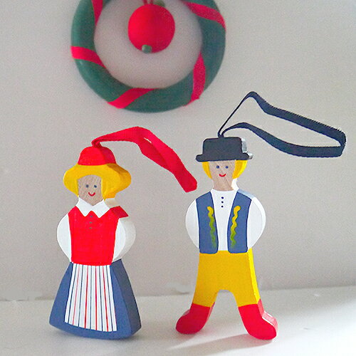 スウェーデン Larssons Tra(ラッセントレー)オーナメント スウェーデンの男の子と女の子