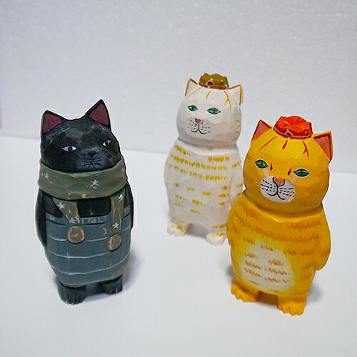 【ディスプレイ】木彫りねこのオブジェ