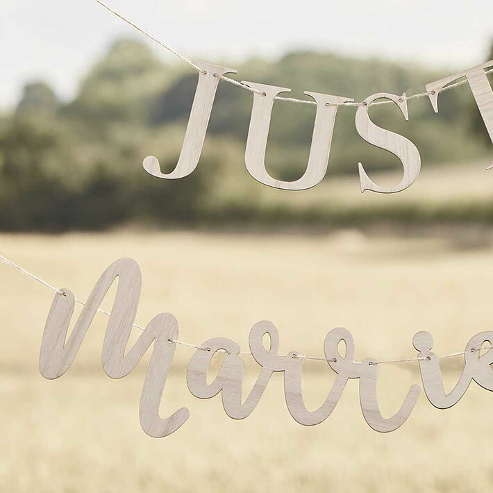 送料無料限定セール中 ウェディングバナー 木製 おしゃれ ナチュラル トレンド Just Married 木製バナー ウェディング Wedding ガーランド 筆記体 バナー 筆記体バナー デコレーション シンプル レターバナー パーティー 結婚式 前撮り フォトウェディング 飾り付け 装飾