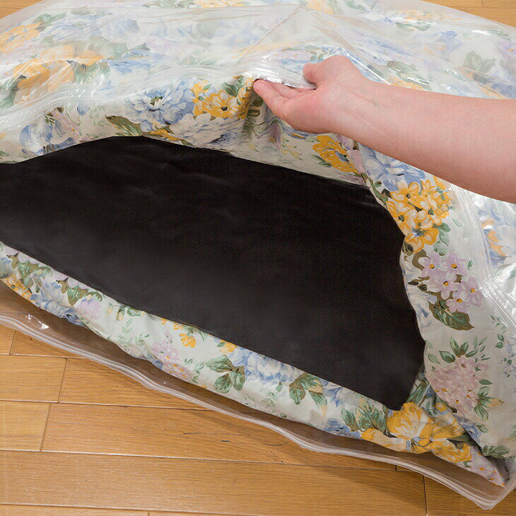 布団圧縮袋 4枚 Mサイズ 92×120cm 竹炭シートセット 圧縮袋 布団 ふとん 寝具 衣類...