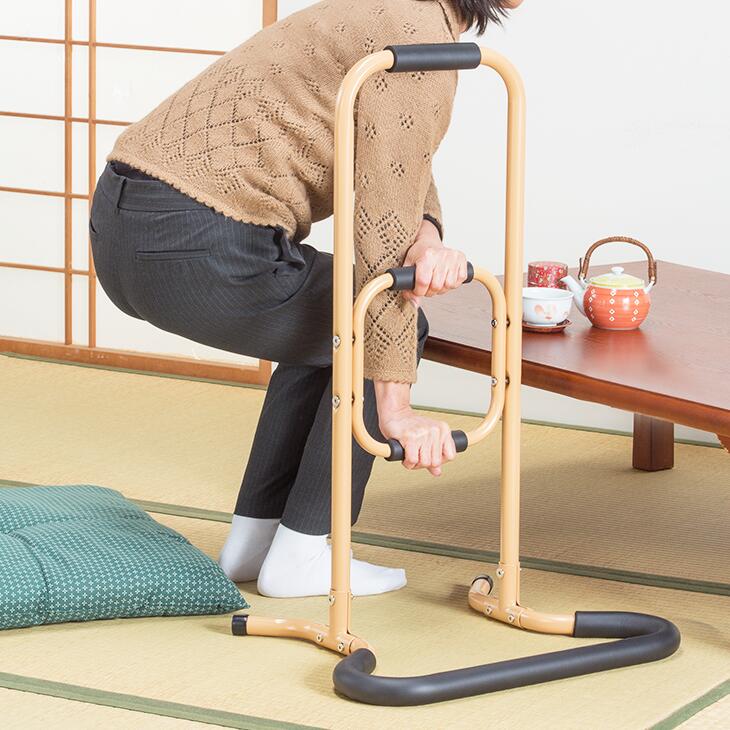 手すり 手摺り 立ち上がり補助手すり 歩行 移動 サポート 軽量 介護 立ち上がり つかまり立ち スタンド 膝 腰 負担軽減 玄関 トイレ 寝室 ベッド 介護用品 リハビリ 介護グッズ 転倒防止 高齢者 シニア 自立型 3段 耐荷重80kg 安心設計 スチール製のサムネイル
