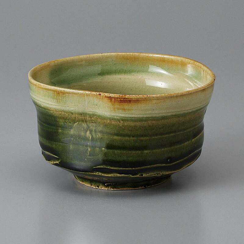 織部かすみ抹茶碗