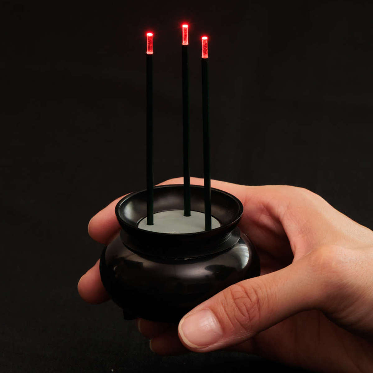 LED線香 火を使わない 自動消灯 安全 （ 電子 線香 1本 2本 3本 LED 電池式 お供え お墓参り 仏壇 仏具 お線香 煙の出ない 乾電池式 台座付き...