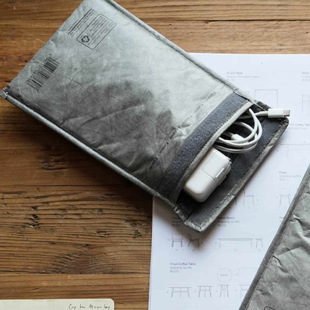タブレットケース PADDED ENVELOPE BAG FOR TABLET （ DULTON 縦型 タブレット入れ タブレットバッグ ガジェットケース コンパクト タブレット 充電器 バッテリー 傷防止 保護 衝撃吸収 インナーバッグ 持ち運び ） livingut-10214757 リビングート 楽天市場店 サンプル画像3