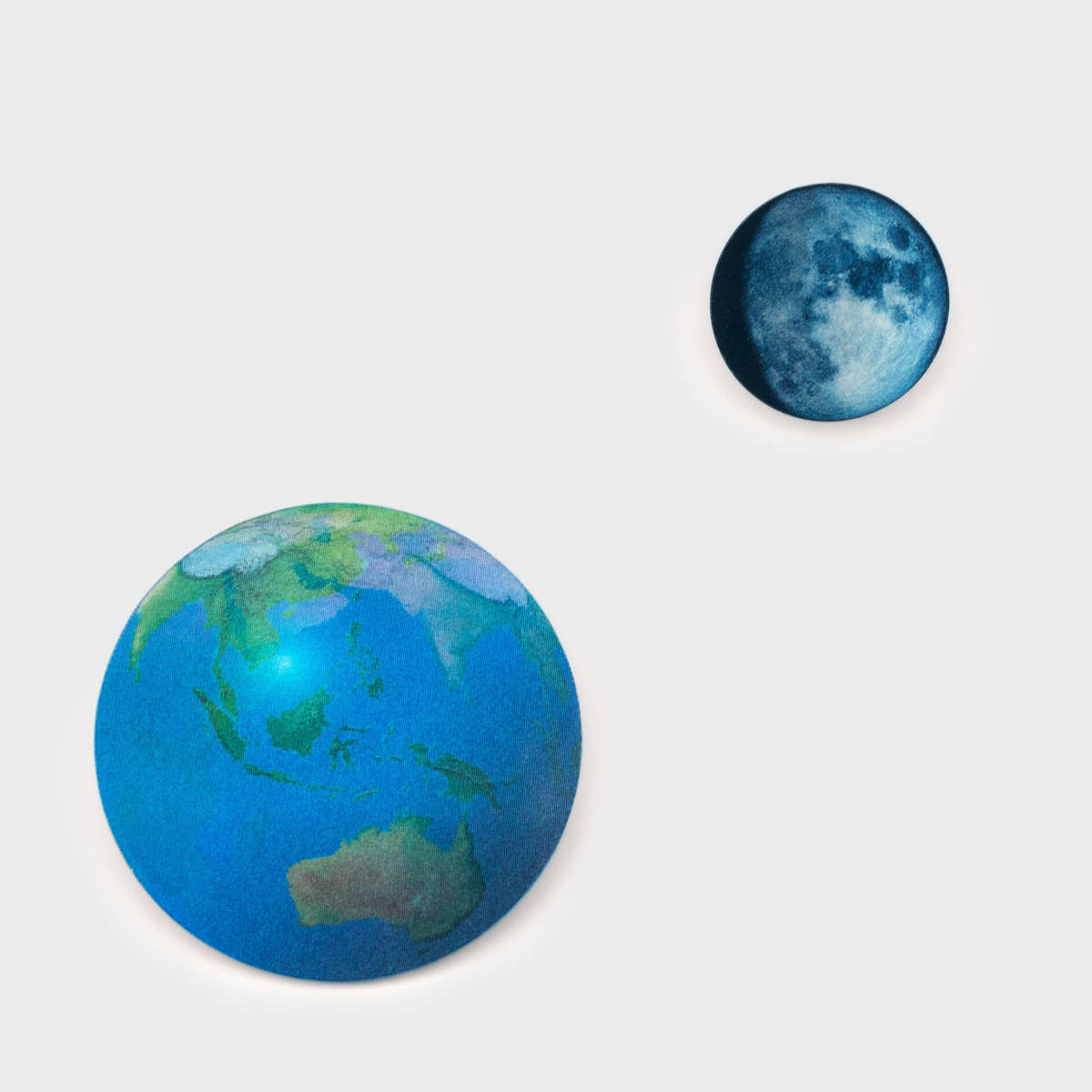 SUCK UK マグネット チェンジング Moon＆Earth 月 地球 （ サックユーケー 磁石 文房具 文具 ステーショナリー 事務用品 ホワイトボード 冷蔵庫 書類 メモ 掲示 デスク収納 収納 オフィス 整理 整頓 事務 会社 学校 家 ） livingut-10232643 リビングート 楽天市場店 サンプル画像2