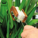 Redecker レデッカー 観葉植物 ブラシ リーフブラシ 35cm ( 植物 ほこり取り 観葉植物用ブラシ 掃除ブラシ 山羊毛 木製 ドイツ製 おしゃれ イ...