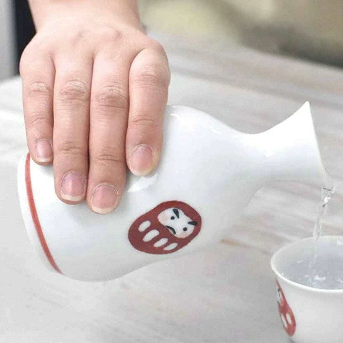 徳利 ダルマ （ 250ml 食洗機対応 電子レンジ対応 陶磁器 波佐見焼 だるま 銚子 とっくり 酒器 お酒 酒 日本製 達磨 縁起物 和風 和モダン おしゃれ かわいい ）
