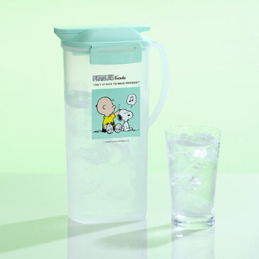 ピッチャー 2L 冷水筒 スヌーピー ハンディプッシュ 麦茶ポット 耐熱 水差し キャラクター （ 麦茶 ポット 熱湯 冷茶 ジャグ ドアポケット SNOOPY 冷水ポット プラスチック ドリンクピッチャー 麦茶入れ おしゃれ かわいい ）