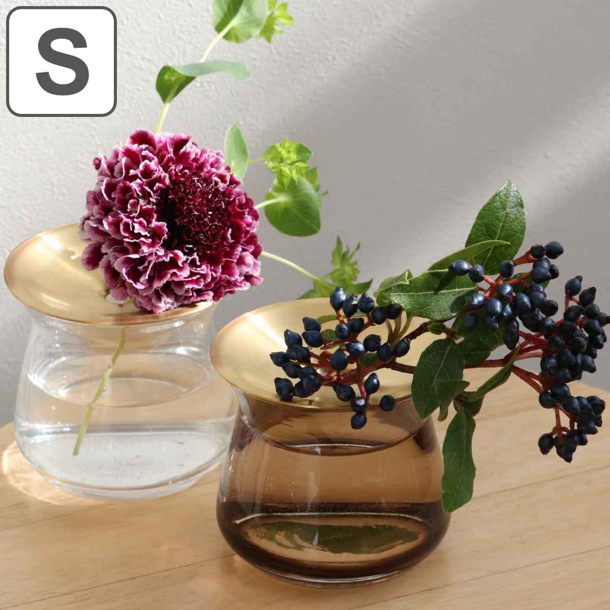 植物の美しさを引き出す、月のように輝く花器キントー 花瓶 ガラス 8×...