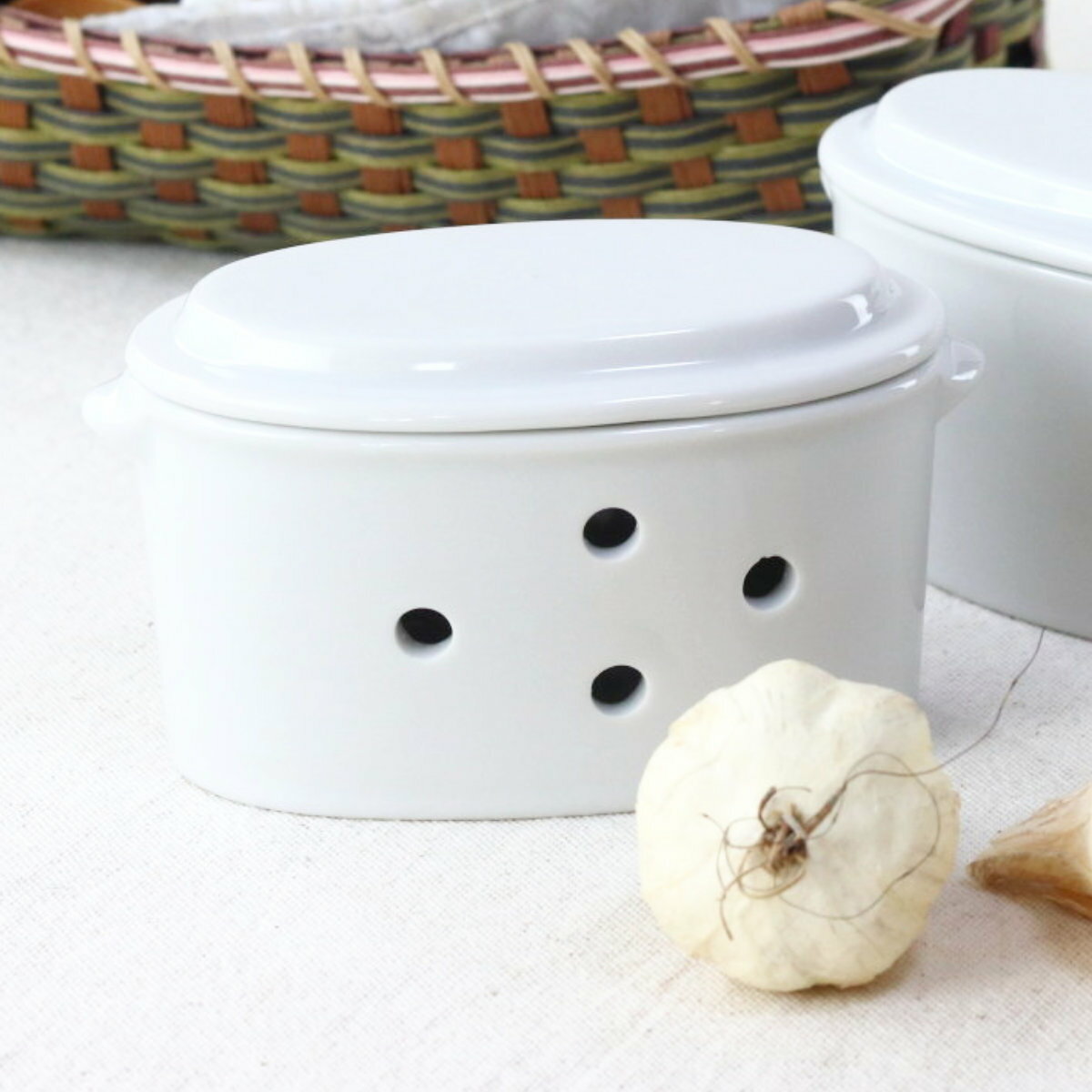 調味料入れ ガーリックポット 蓋で擦れるジンジャー・ガーリックポット （ にんにく入れ 保存容器 ニン..
