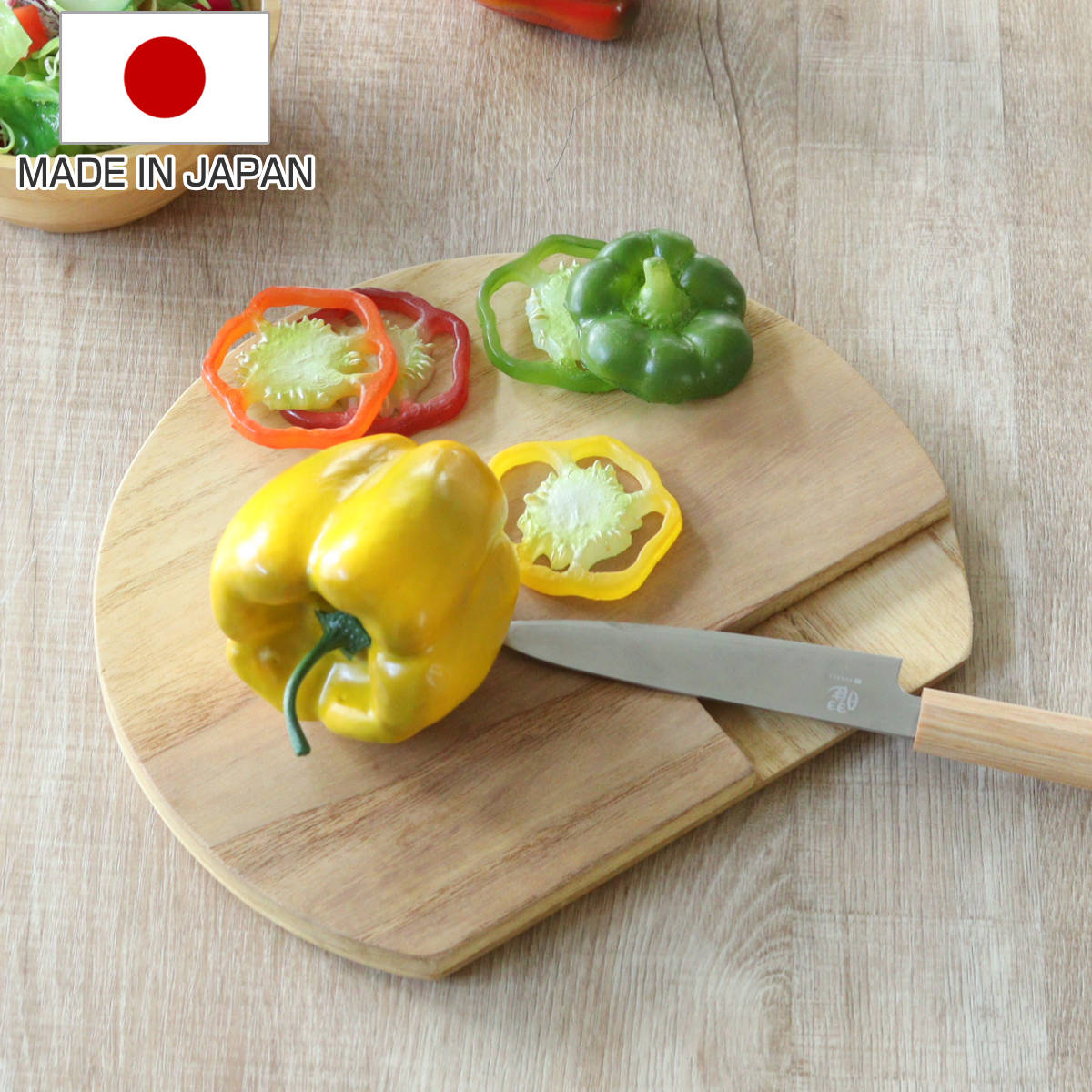 まな板 かまぼこ型 木製 KIRISAI 桐のカッティングプレート 日本製 （ カッティングボード 半月型 円形 丸型 D型 天然木 桐 軽量 軽い 丸 半円 丸まな板 まないた おしゃれ 高級 キッチンツール 調理器具 ）