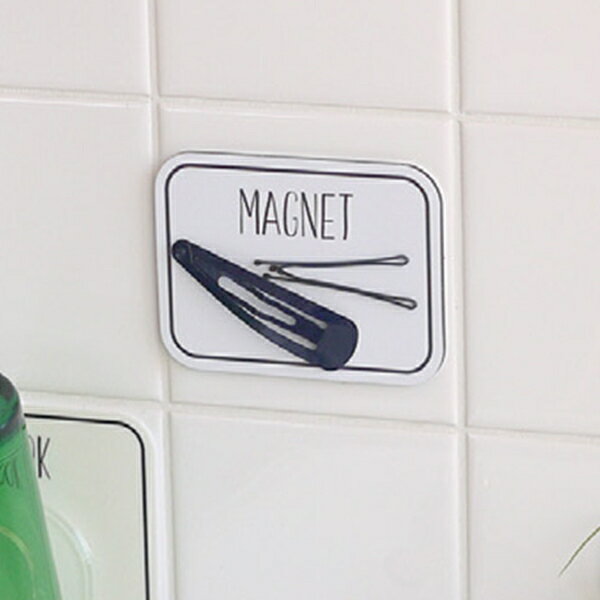 マグネット 磁石 マグネットオテル 壁 粘着 貼ってはがせる （ 壁面 収納 小物 小物収納 ヘアピン クリップ 傷つけない 貼れる はがせる 収納用品 雑貨 おしゃれ 白 洗面所 お風呂 キッチン 水に強い ）のサムネイル