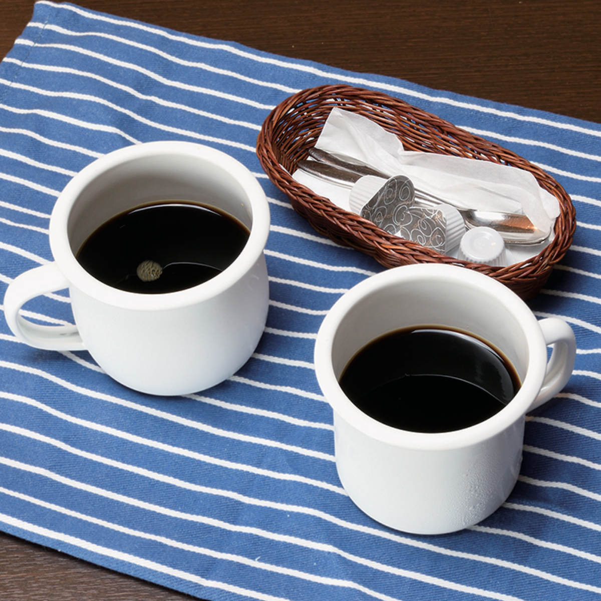 マグカップ 370ml ホーロー ブランキッチン ストレート （ ホーロー製 琺瑯製 コップ カップ マグ アウトドア キャンプ 保温性 軽い 軽量 持ち運び 丈夫 耐久性 お手入れ 簡単 おしゃれ ） livingut-10169155 リビングート 楽天市場店 サンプル画像3