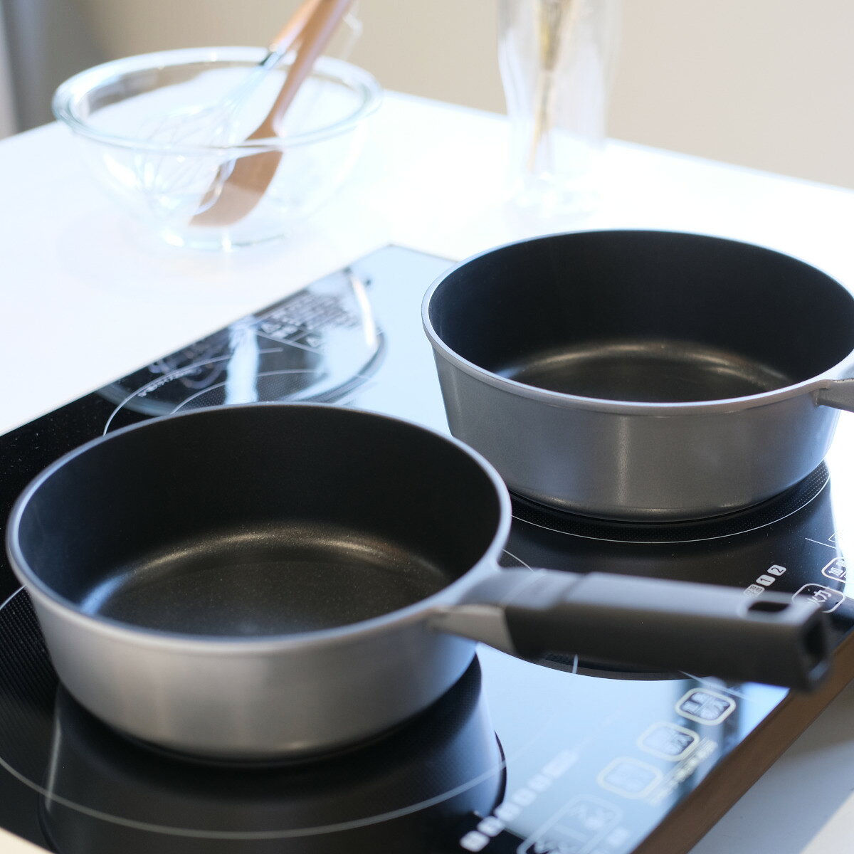 フライパン 22cm IH対応 チーノ フッ素樹脂加工 （ ガス火 IH ih 対応 炒め鍋 いため鍋 片手鍋 アルミフライパン 深型 22センチ ふっ素加工 お手入れ簡単 調理器具 アルミ製 2人暮らし 軽量 ） livingut-10181125 リビングート 楽天市場店 サンプル画像3