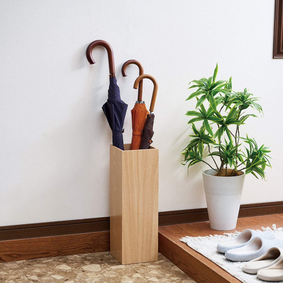 傘立て 木製 スクエア傘立て ( スリム コンパクト 北欧 玄関 ナチュラル 玄関収納 傘 インテリア 収納 シューズクローク 幅16.7cm スッキリ ほうき おしゃれ 土間 土間収納 収納ラック 掃除用具 ) [2]