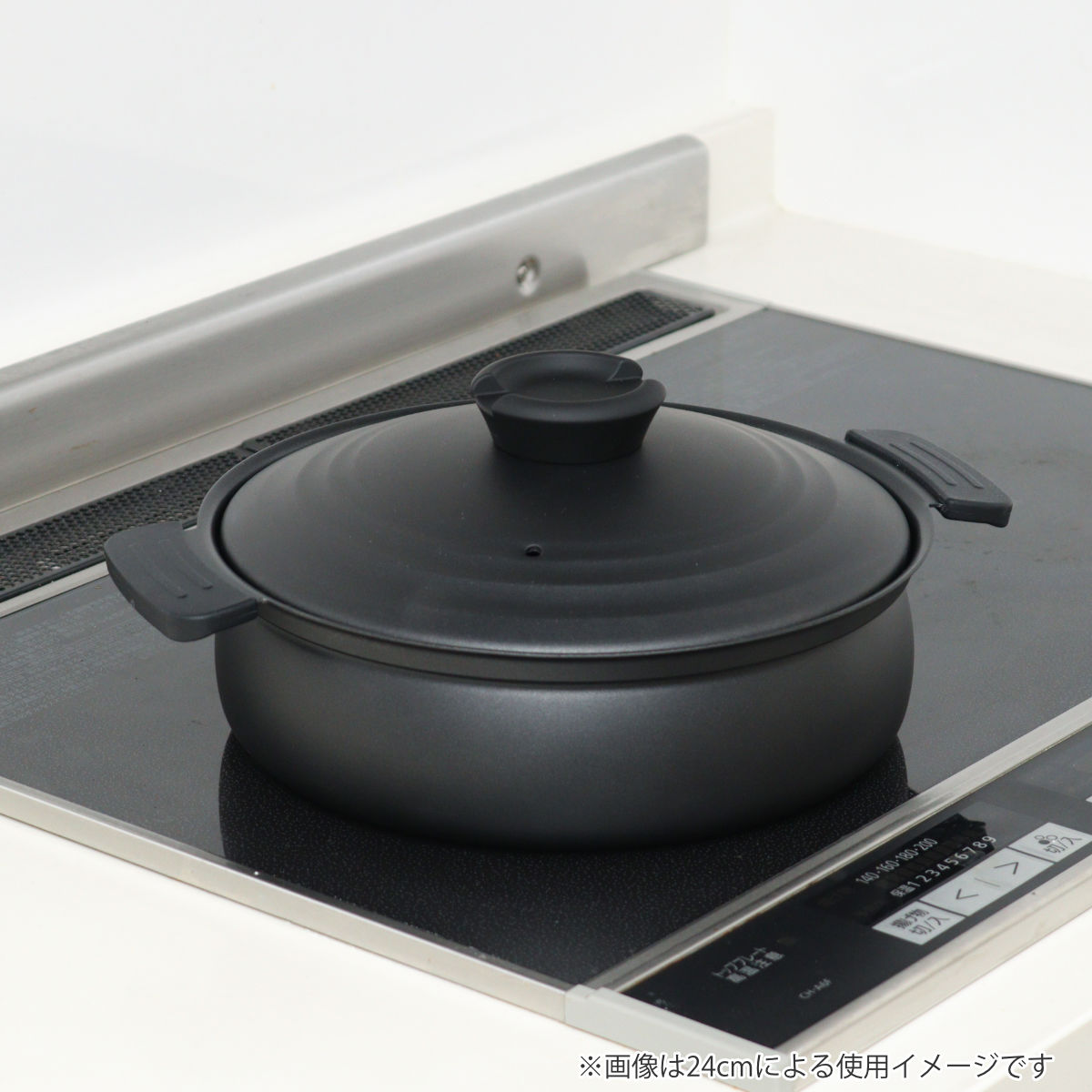 卓上鍋 20cm IH対応 軽量 フッ素樹脂加工 （ ガス火対応 ふっ素加工 フッ素加工 軽い 両手鍋 蓋付き 20センチ 鍋 卓上なべ ハンドルカバー付き 1人用 2人用 季節鍋 アルミ製 黒 ） livingut-10206935 リビングート 楽天市場店 サンプル画像3