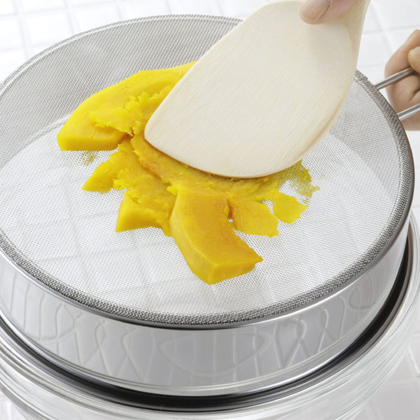 粉ふるい 取っ手付き ママクック ふるい＆うらごし 日本製 （ Mamacook 濃し器 裏濃し 裏ごし器 シフター 粉フルイ 製菓道具 製菓グッズ パン作り 製パン用品 お菓子作り キッチン用品 ） 2