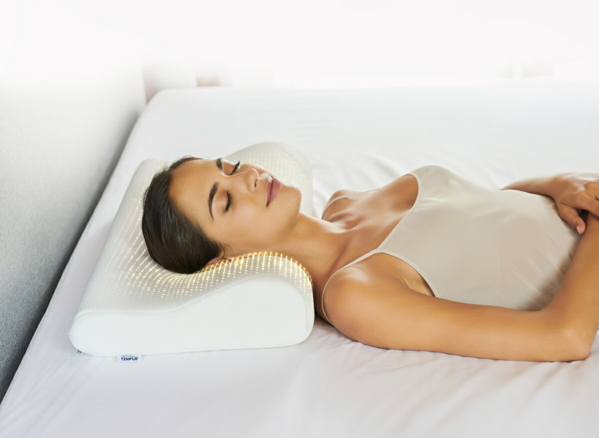 テンピュール 枕 オリジナルネックピロー Mサイズ ( TEMPUR まくら 化粧箱 肩こり 首こり 安眠 抗菌防臭 3年保証 マクラ ピロー 抗菌 防臭 フィット 快眠 仰向け 横向き 寝つき改善 健康 ) [3]