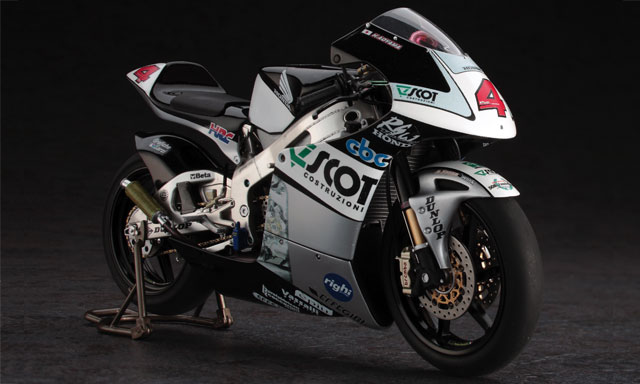 ハセガワ 1/12 スコット レーシング チーム ホンダ RS250RW “2009 WGP250 チャンピオン”【BK1】【プラ..