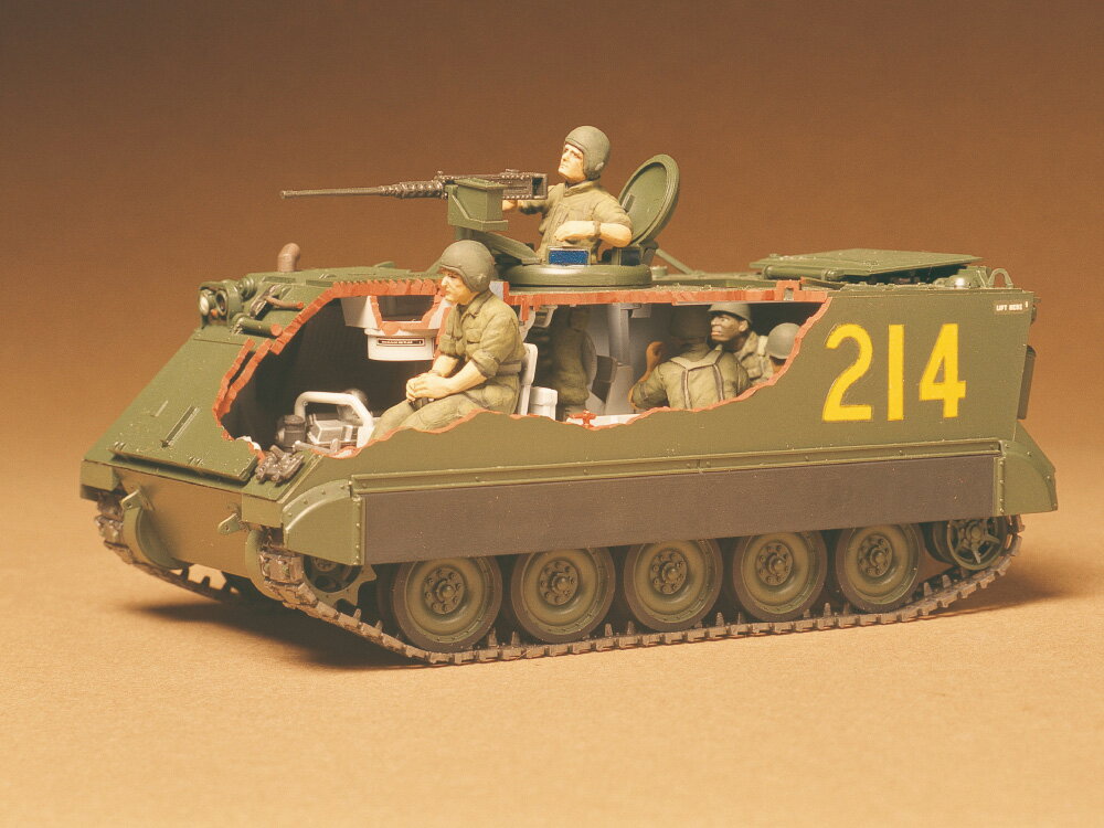タミヤ　1/35 ミリタリーミニチュアシリーズ No.40　アメリカ M113 装甲兵員輸送車【35040】【プラモデル】