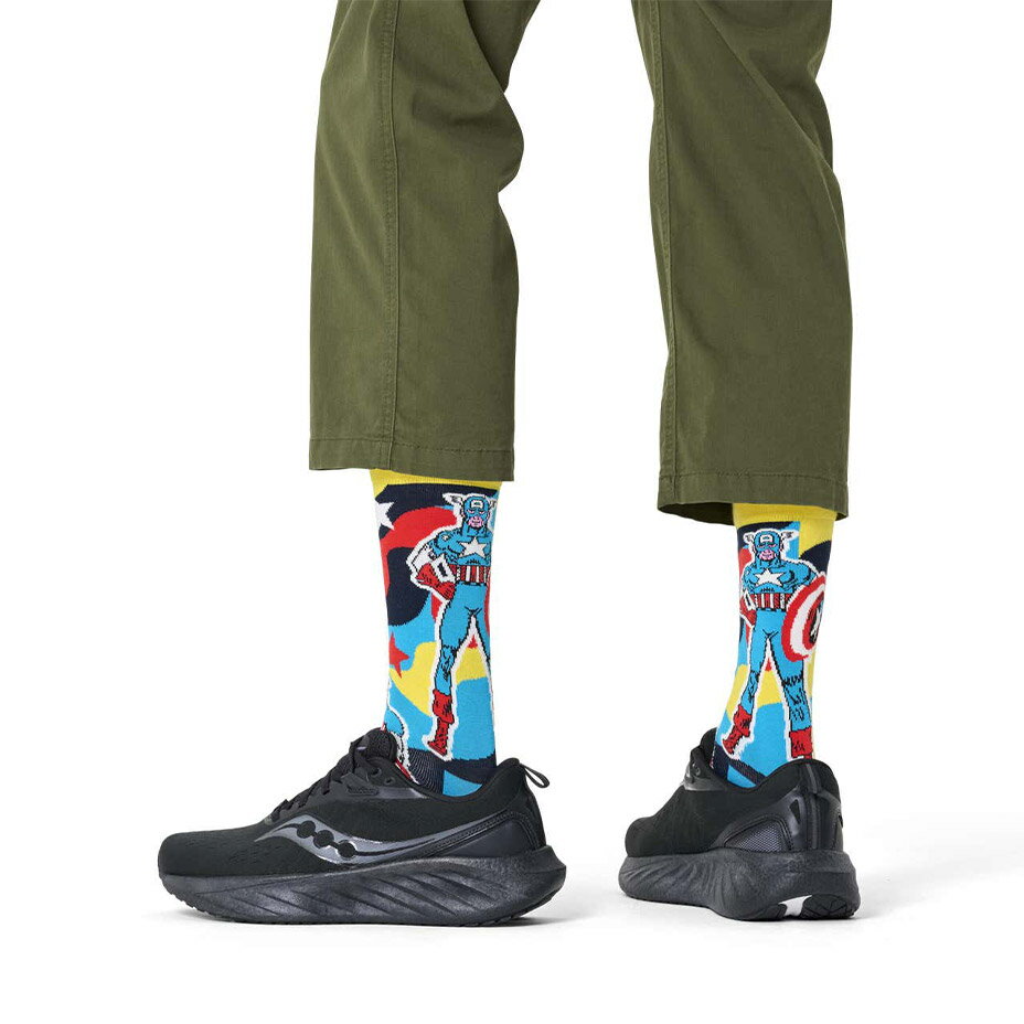 happy socks ハッピーソックス ギフト MARVEL Avengers Captain America Sock マーベル アベンジャーズ キャプテン・アメリカ P003586 靴下 メンズ レディース おしゃれ ブランド かわいい ビジネス ソックス スニーカー クルー丈 くつ下 カジュアル 総柄 2025 春 春夏 夏