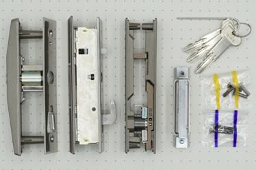 KH-218　アルミサッシ用引違錠キー3本付き　DT30