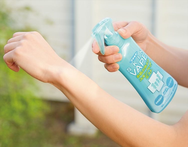虫除け 蚊・ハエ スプレー スキンベープミスト 200ml マダニ有効 ディート ファミリーサイズ お肌の虫よけ VAPE シトラスマリンの香り 防除用医薬部外品 フマキラー