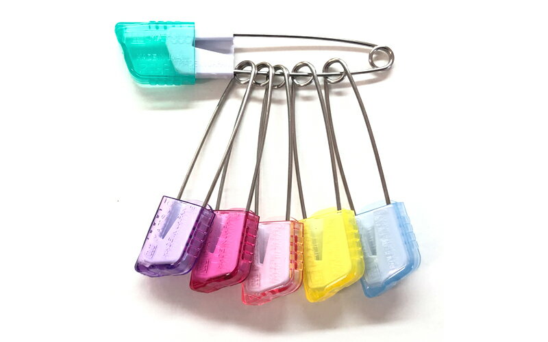 スーパーロック ピン （大）4本入【人気商品】カバー付 日本製 安全ピン ロックピン ゼッケン 名札 布団シート インテリア 模様替え メーカー直売 お買い得価格 推し色 推し活 セーフティピン ポイント消化