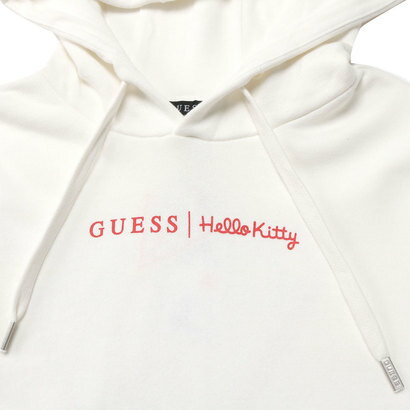 GUESS x Hello Kitty PATTERN TRIANGLE LOGO PULLOVER PARKA （IVORY） (ゲス × ハローキティ パターントライアングルロゴ プルオーバ