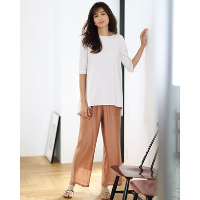 ドゥクラッセ DoCLASSE ラウンドフレア／5分袖・ドゥクラッセTシャツ （ホワイト）