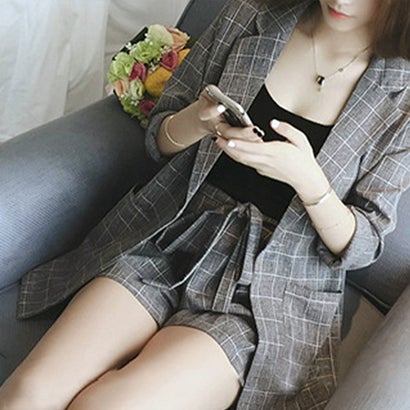 ジュノア JUNOAH ハーフパンツセットアップ 韓国ファッション （グレー）のサムネイル