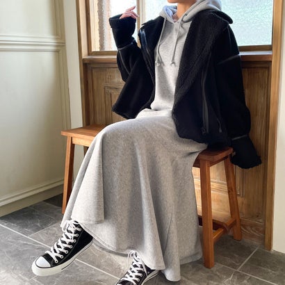 ジュノア JUNOAH 裏起毛パーカーマーメイドワンピース （グレー）のサムネイル