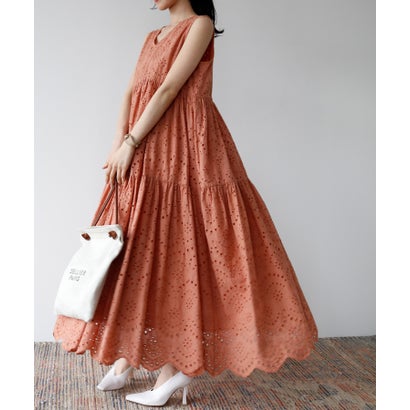 エルフランク ELFRANK 【綿100％使用】カットワーク刺繍ノースリーブVネックティアードロング丈ワンピース （オレンジ）のサムネイル