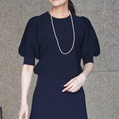 ヴィリーナ VIRINA ローラパフスリーブトップス （ネイビー）のサムネイル