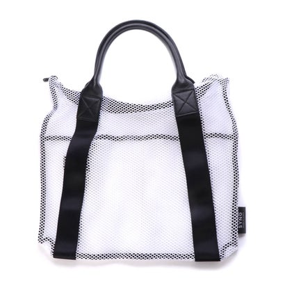 シング SYNG SQUARE TOTE (NYLON MESH) L （ホワイト）