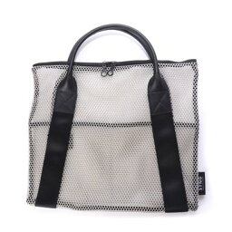 シング SYNG SQUARE TOTE (NYLON MESH) M （グレー）