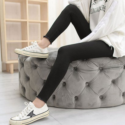 メゾンドラティール maison de LATIR 履き心地のいいトレンドのリブレギンス (ブラック)