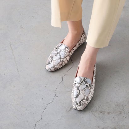 ラボキ エコノ RABOKI ECONO【環境に配慮して作られたLWG皮革使用】ヘビ柄ビットローファー(シルバー）