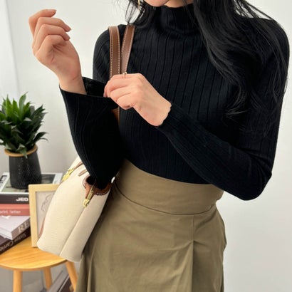 メゾンドラティール maison de LATIR ハイネックニット （ブラック）