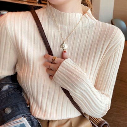 メゾンドラティール maison de LATIR ハイネックニット （クリーム）