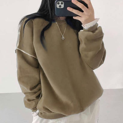 ジュノア JUNOAH ドロップショルダーデザイントレーナー 韓国ファッション 春 夏 秋 韓国 トップス 春服 夏服 トレーナー （グレージュ）のサムネイル