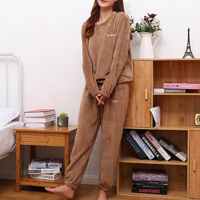 メゾンドラティール maison de LATIR ふわふわ上下セットルームウェア (ブラウン)